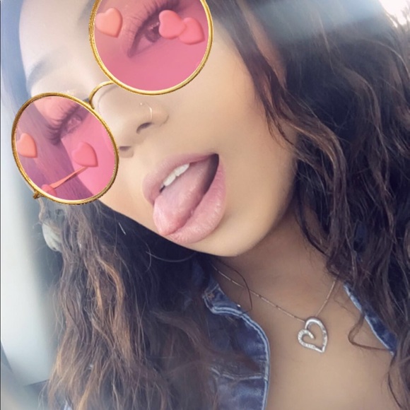 Meet your Posher, Asia - Picture 1 of 1